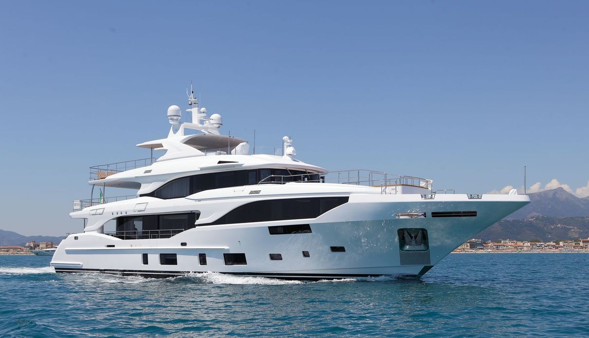 Oli yacht, Benetti