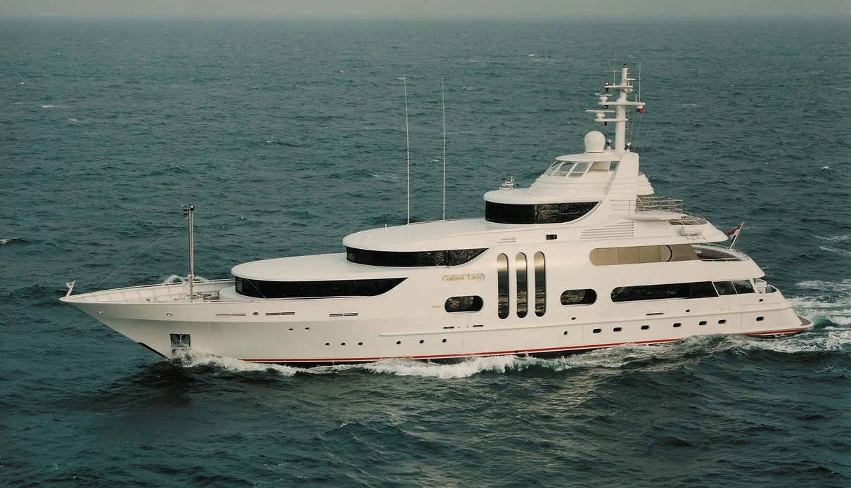 Gallant Lady yacht, Feadship