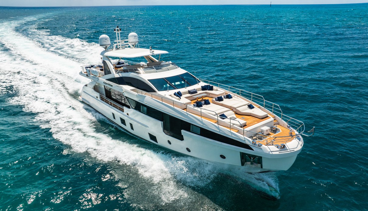 Carpe Diem yacht, Azimut