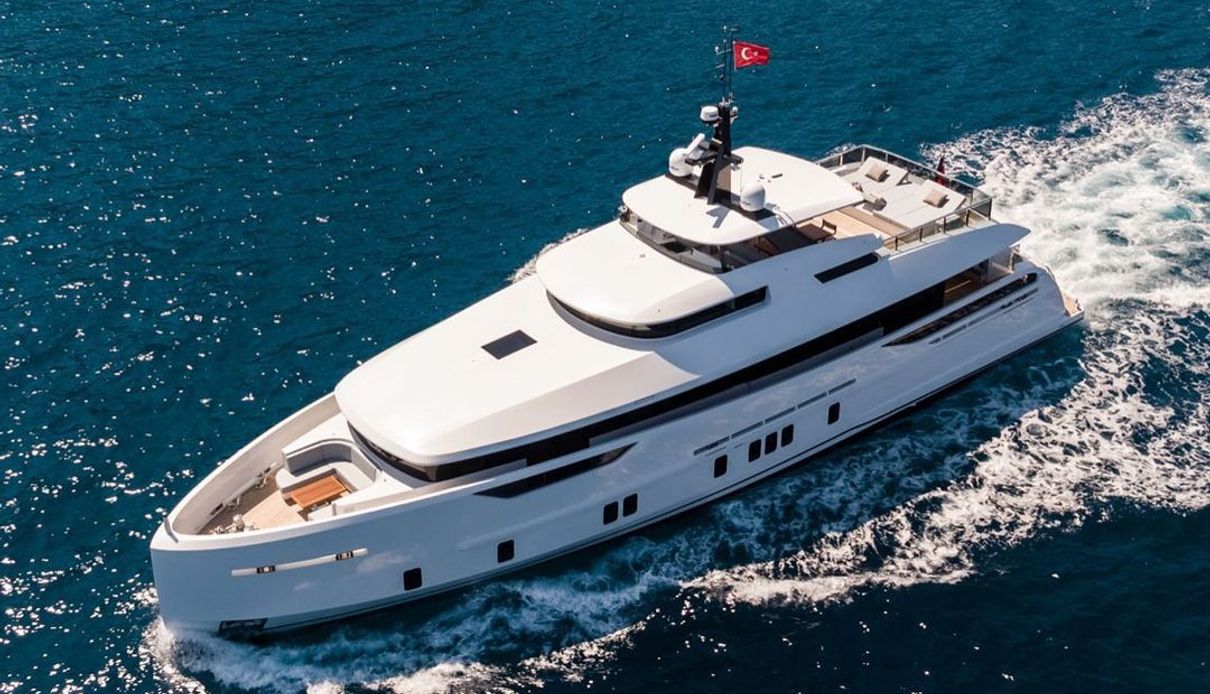 Virgen Del Mar VI yacht, Alia Yacht