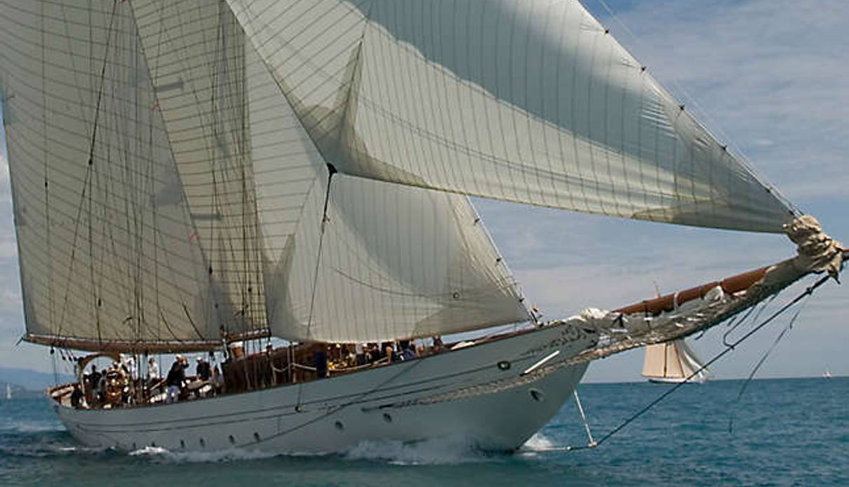 Sylvana yacht, Camper & Nicholsons