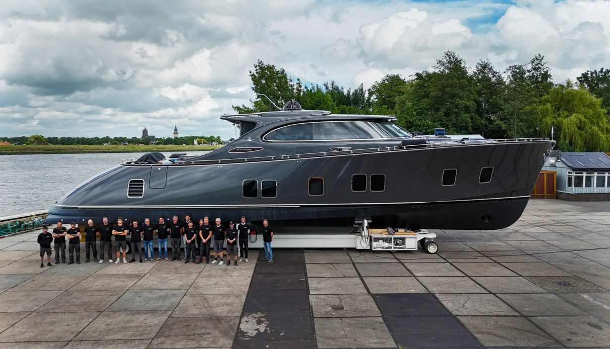 Solea yacht, Zeelander