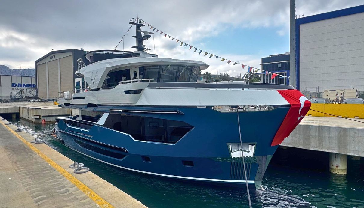 V yacht, AVA Yachts