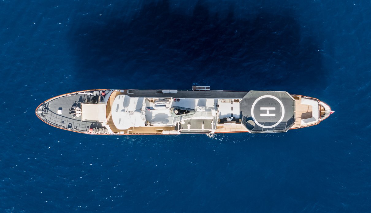 Voyager yacht, Astilleros Celaya