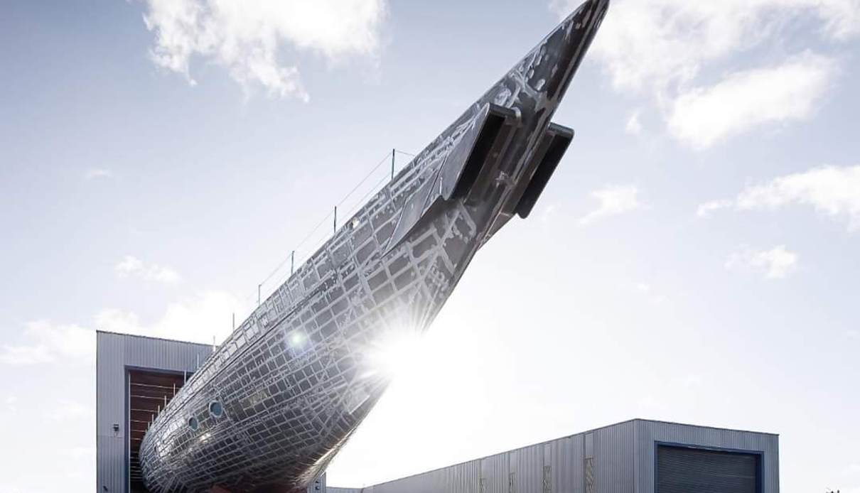 Project Zero yacht, Vitters
