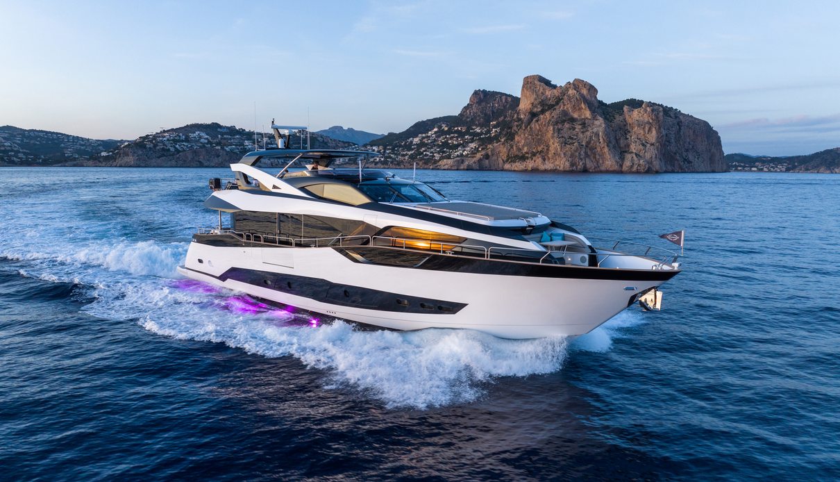 Blue Infinity One yacht, Sunseeker