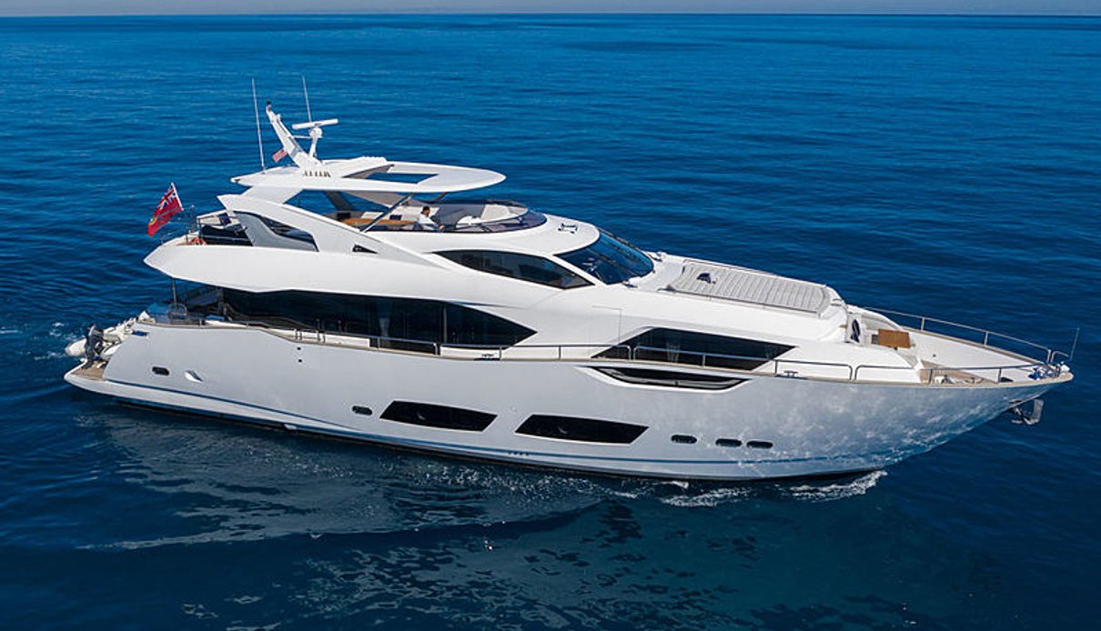 Bravo Hotel yacht, Sunseeker