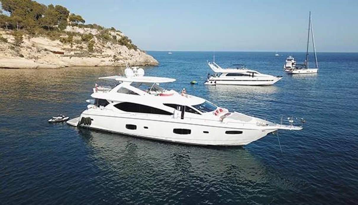 Eximius yacht, Sunseeker