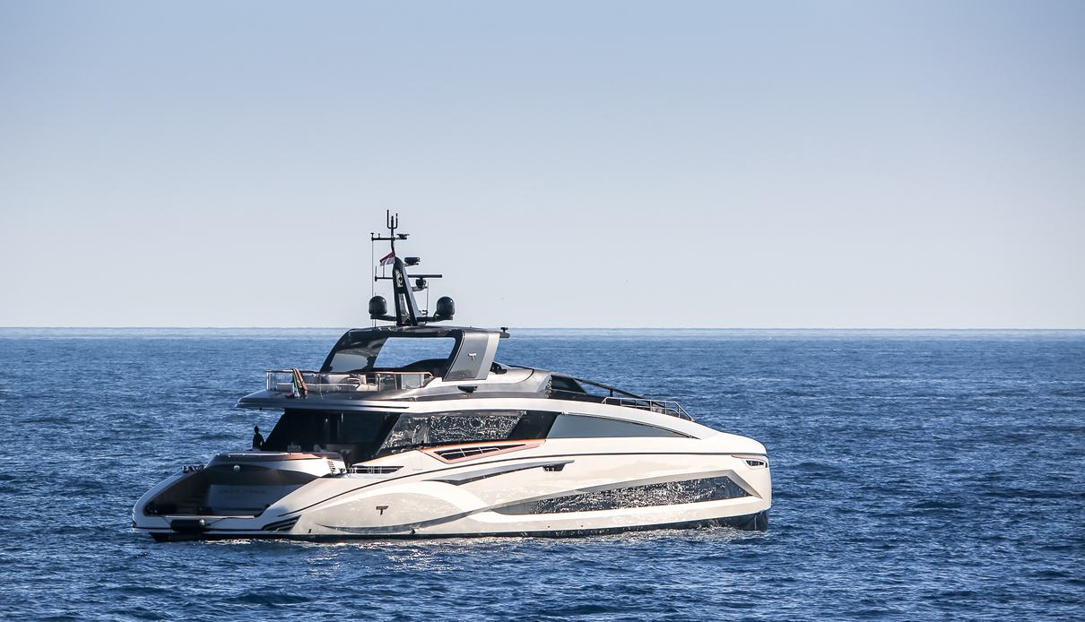 Longshan Glory V yacht, Tecnomar