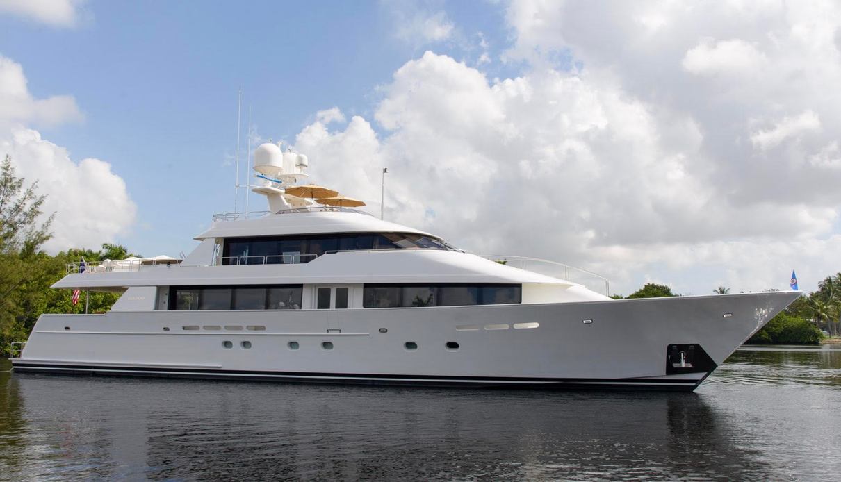 Relentless yacht, Westport Yachts