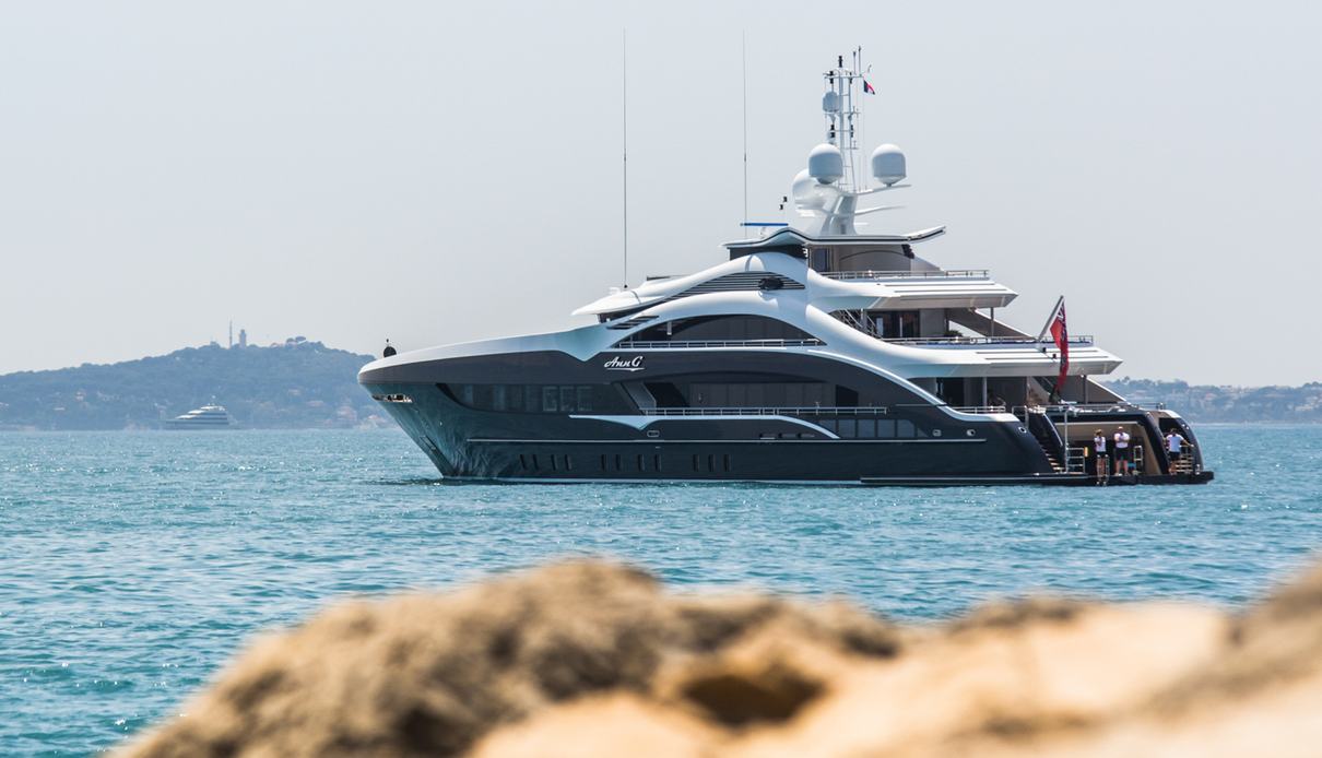 Julia yacht, Heesen