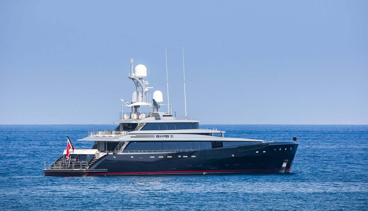 Lady Victoria yacht, Feadship