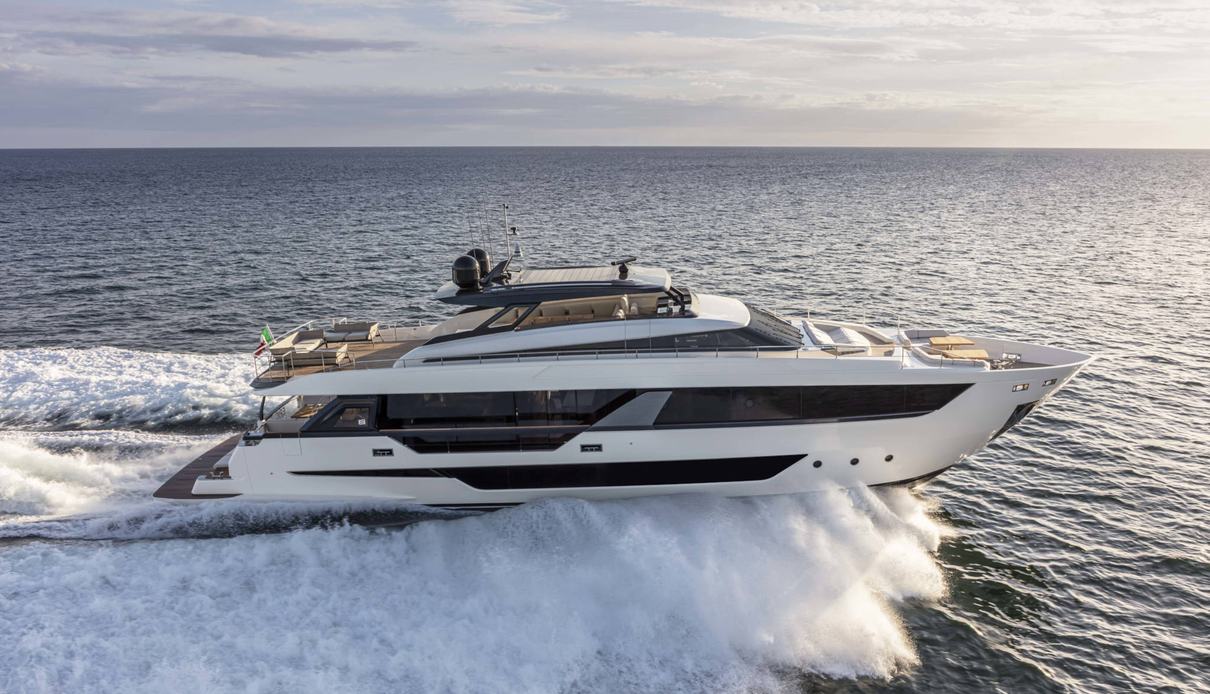 Karma yacht, Ferretti Yachts