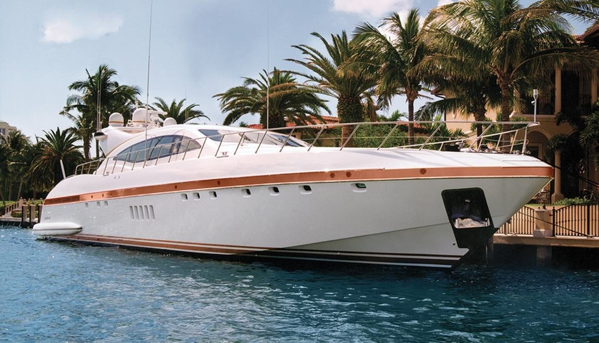 Favourite Mistake yacht, Mangusta