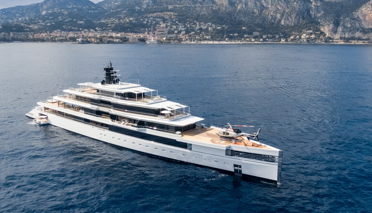 Ulysses yacht, Feadship