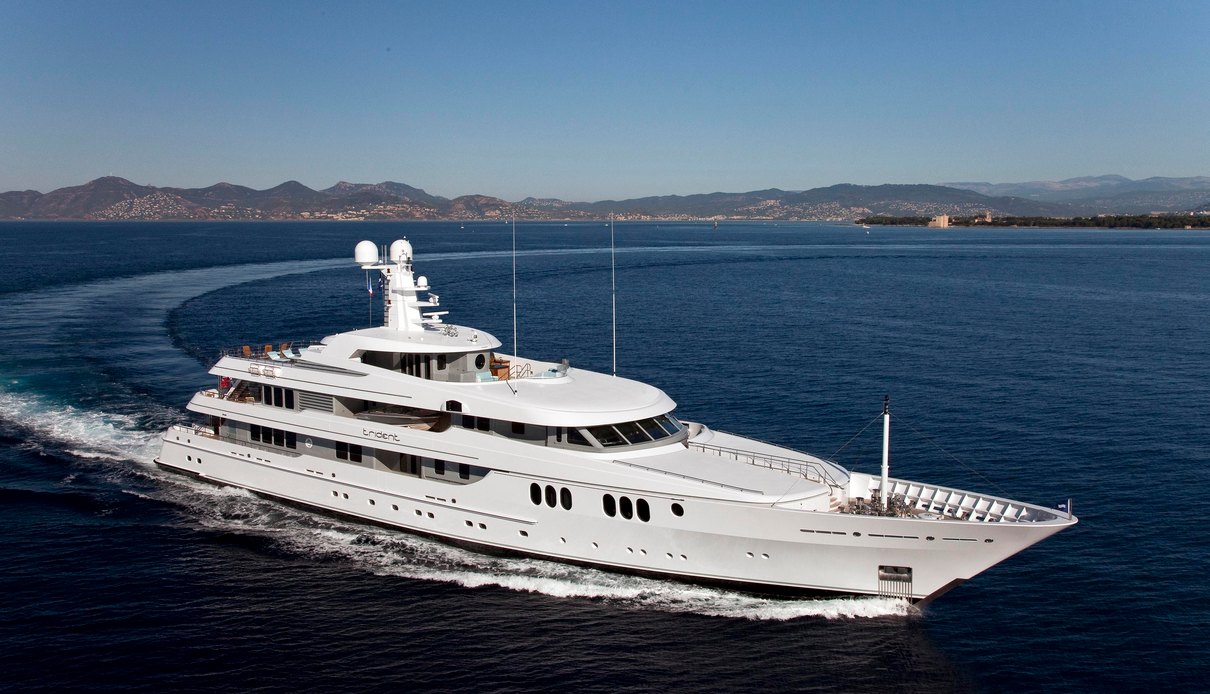 Trident yacht, Feadship