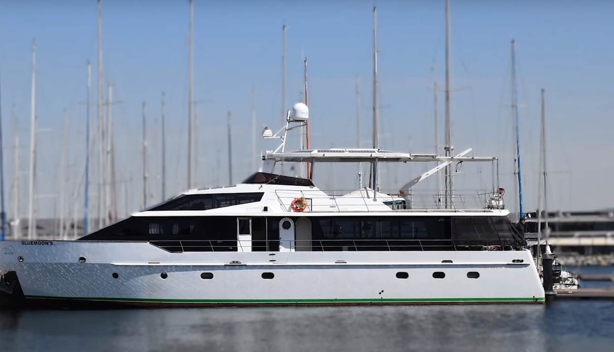 Blue Moon of East yacht, Benetti