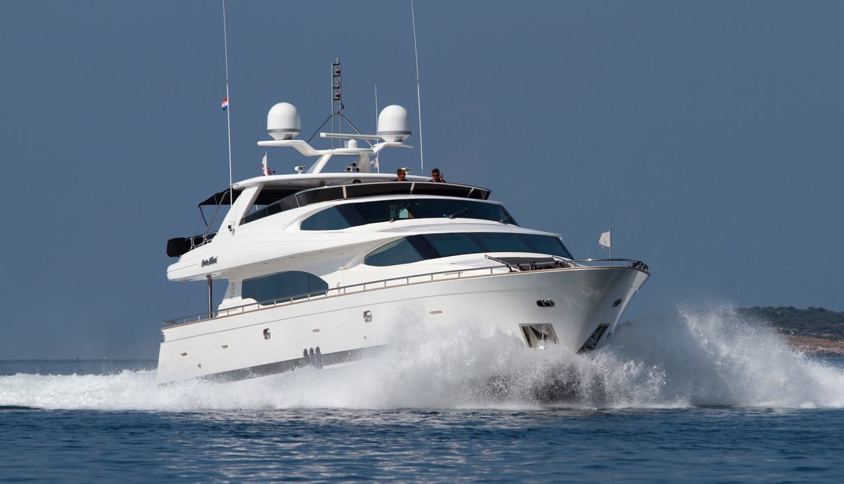 Conte Alberti yacht, Horizon