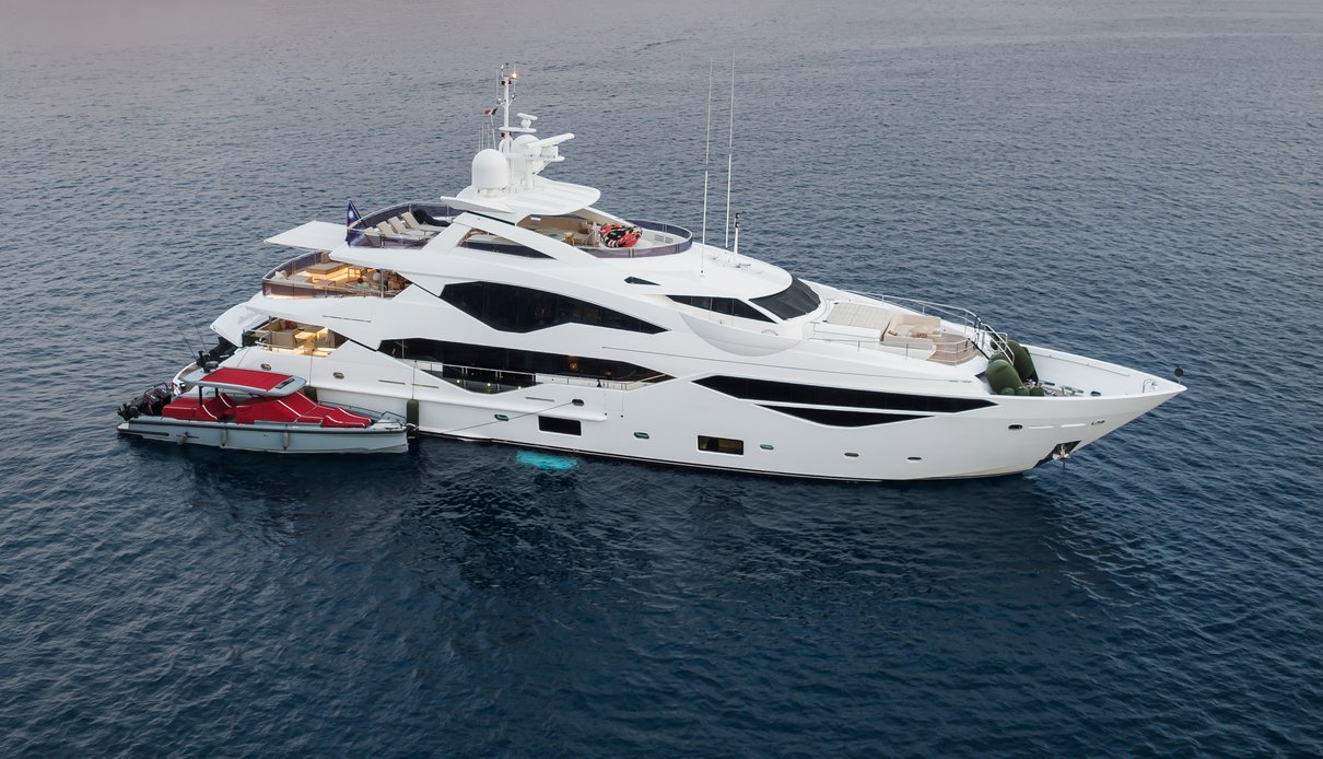 Fandango yacht, Sunseeker