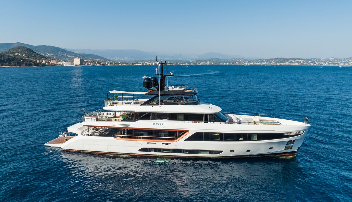 Koju yacht, Benetti