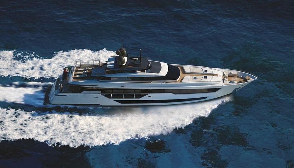 Manhattan Express III yacht, Custom Line