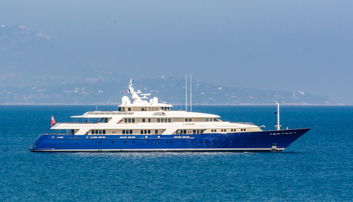 Laurel yacht, Delta Marine