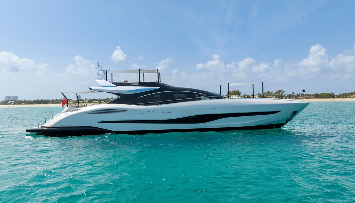 Jacqpot yacht, Mangusta