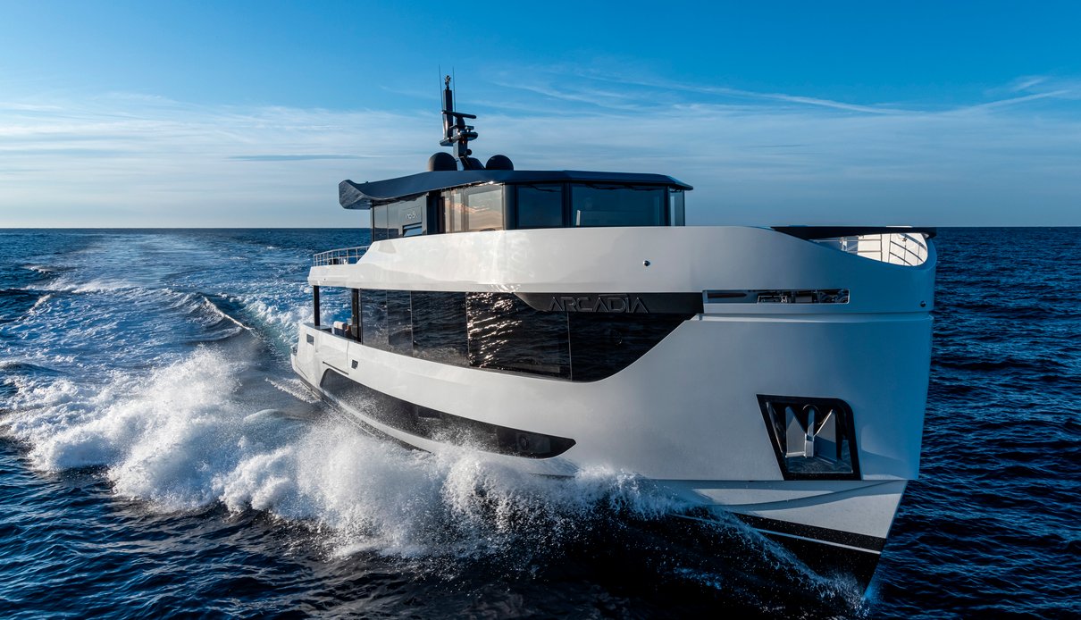 Gora yacht, Arcadia