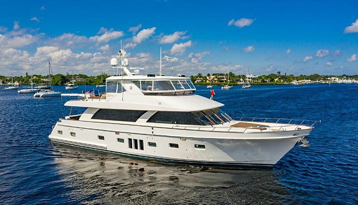 Relentless yacht, Ocean Alexander