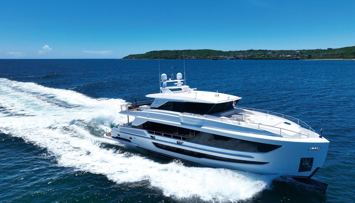 FD90/34 yacht, Horizon