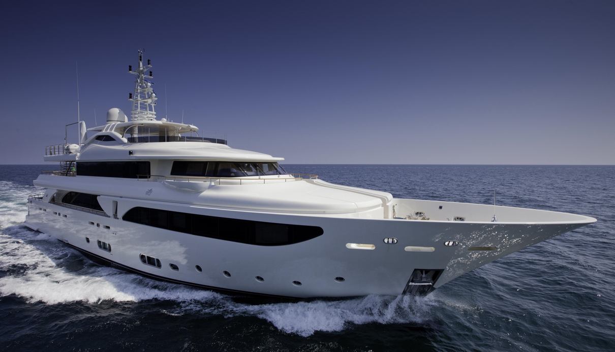 Palatial yacht, CRN Yachts