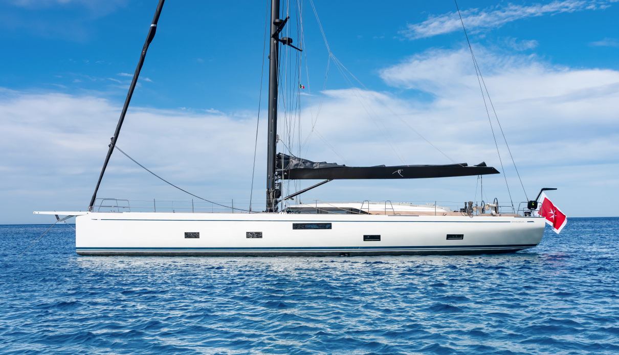 Bianca II yacht, Grand Soleil Yachts
