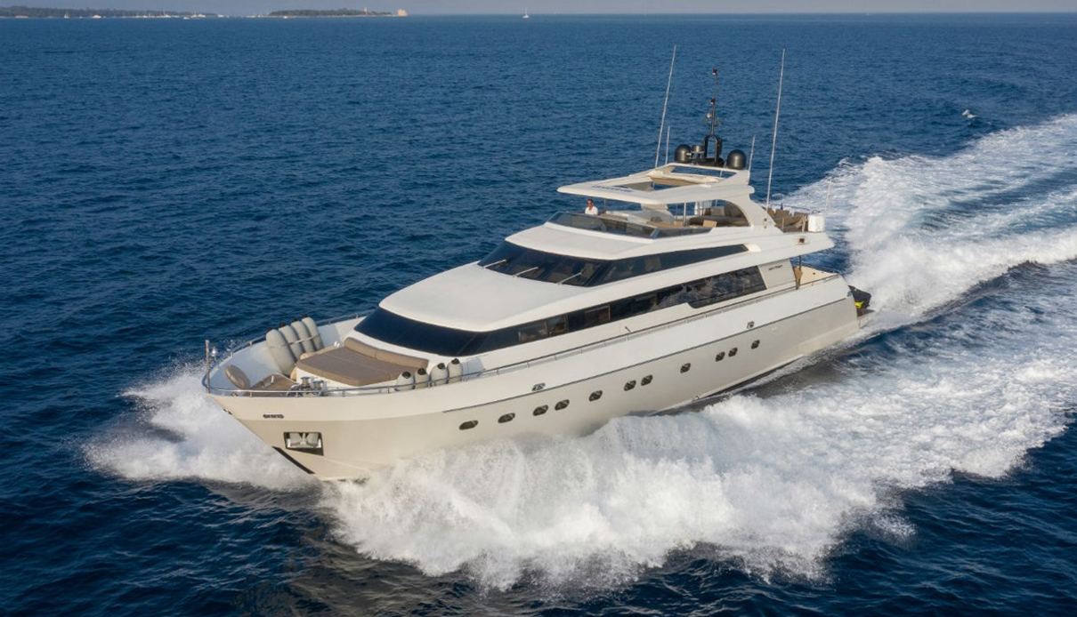 Faster yacht, Sanlorenzo