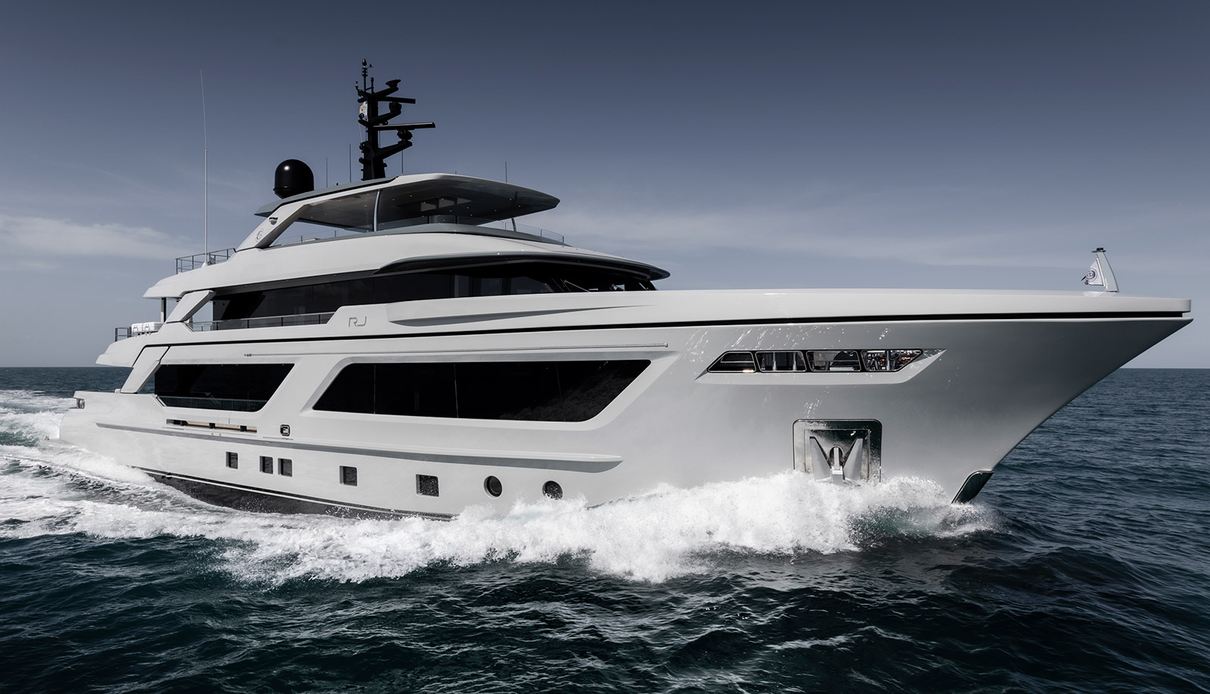 Nuri yacht, Cantiere delle Marche