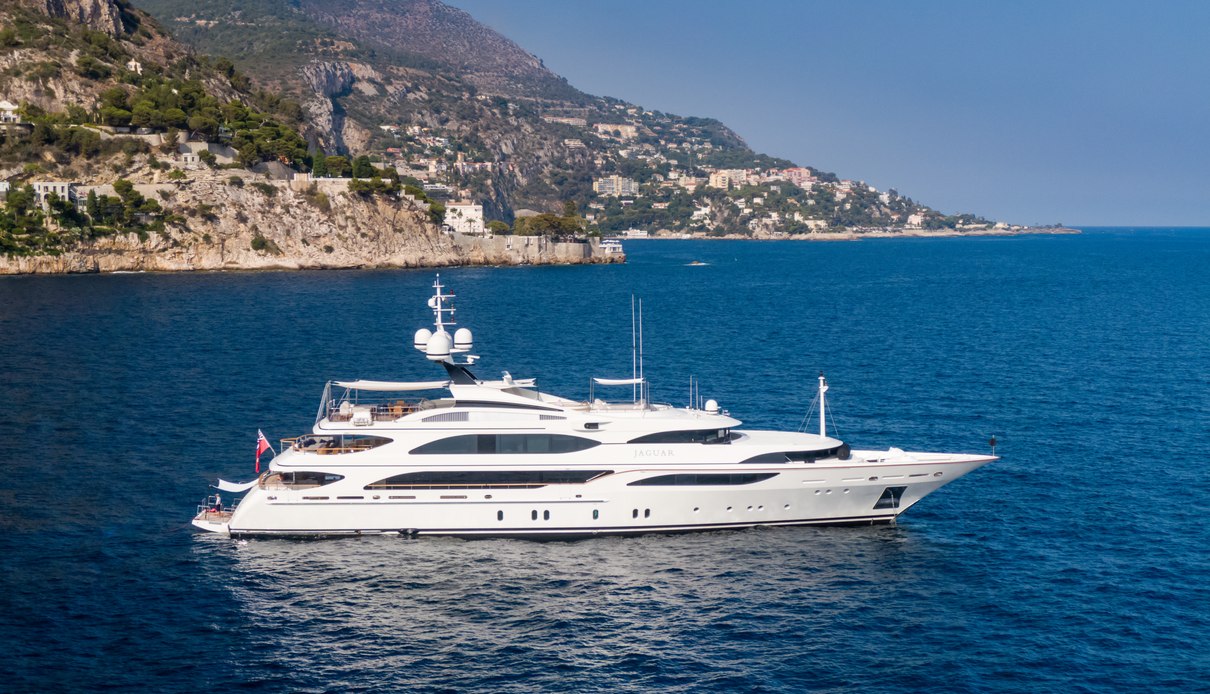 Pbah yacht, Benetti