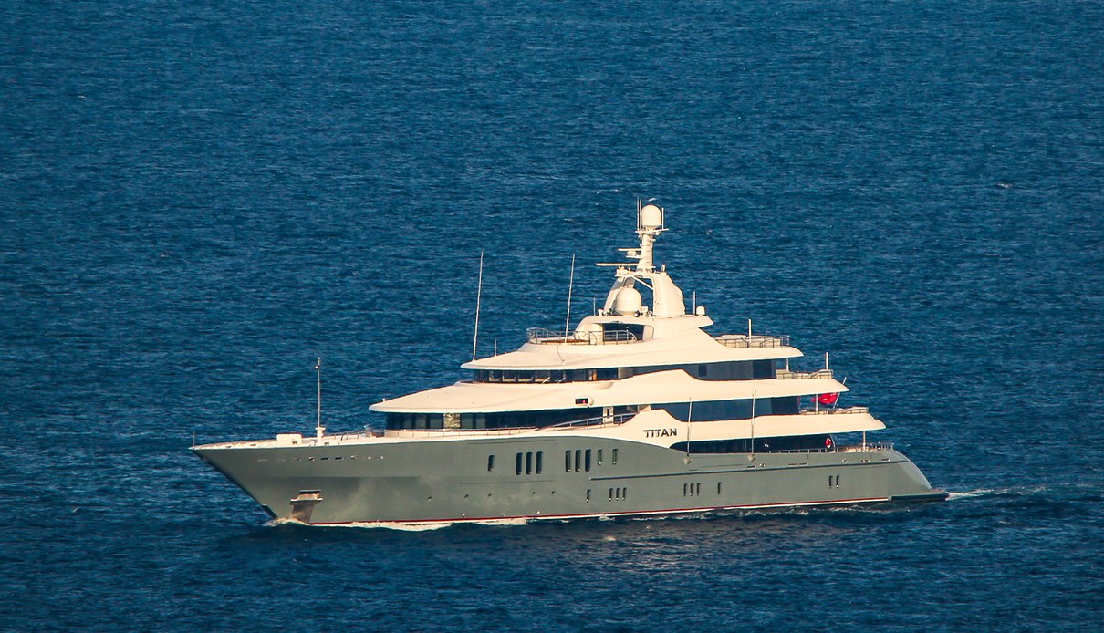 Titan yacht, Abeking & Rasmussen