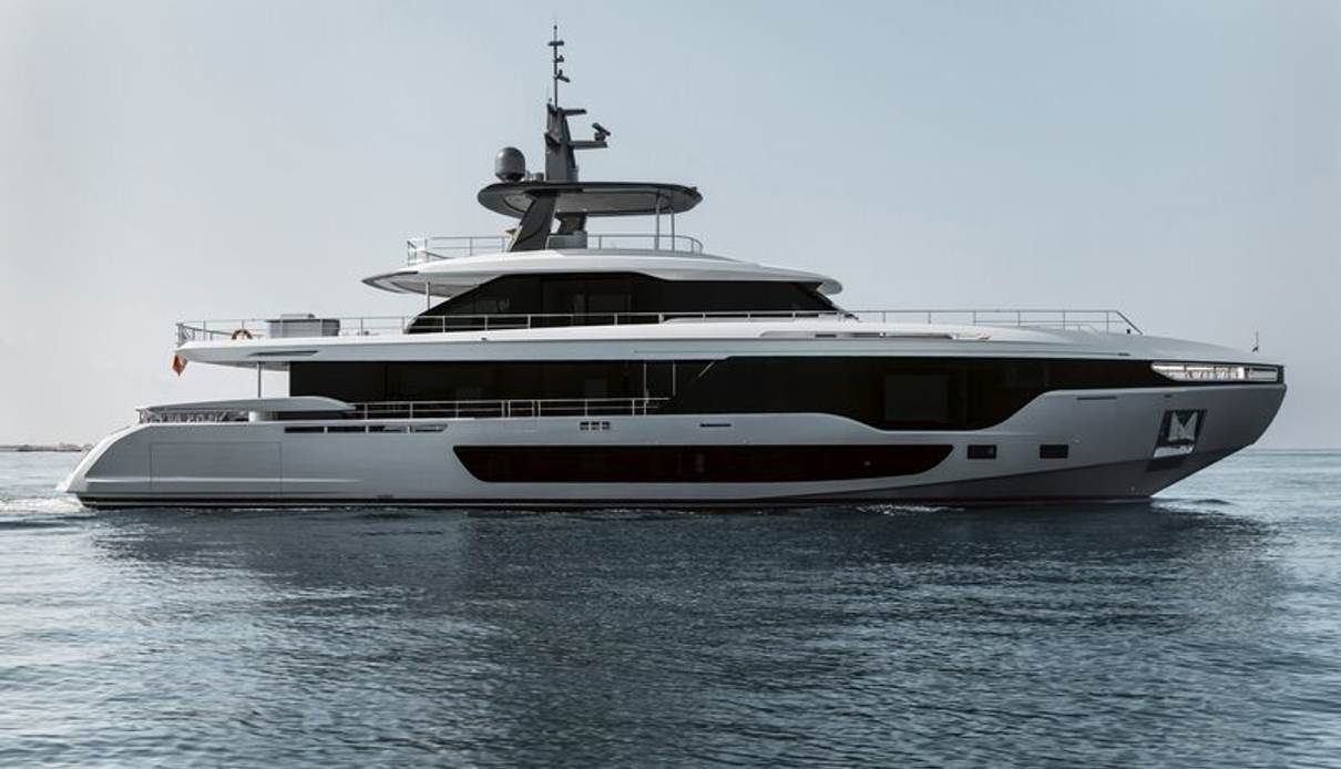 Luz de Mar yacht, Azimut