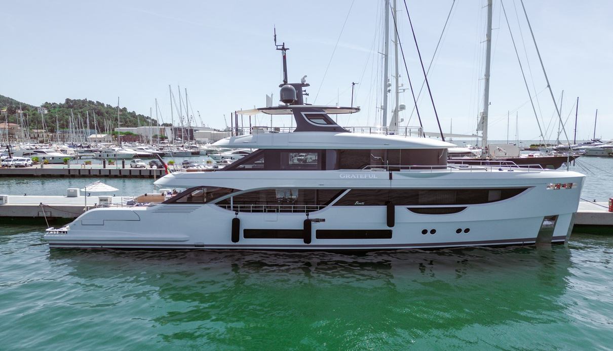 Kings Lair yacht, Benetti