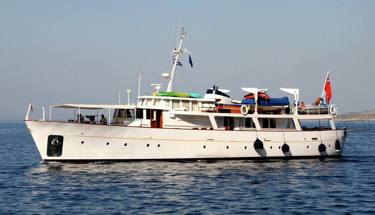 Midnight Sun yacht, Camper & Nicholsons