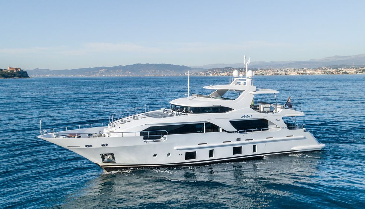 Adel yacht, Benetti