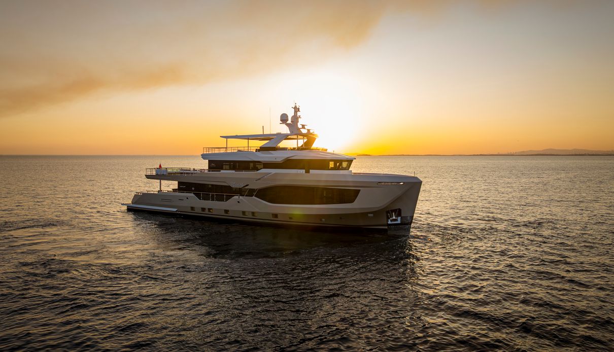 Miouch yacht, Numarine