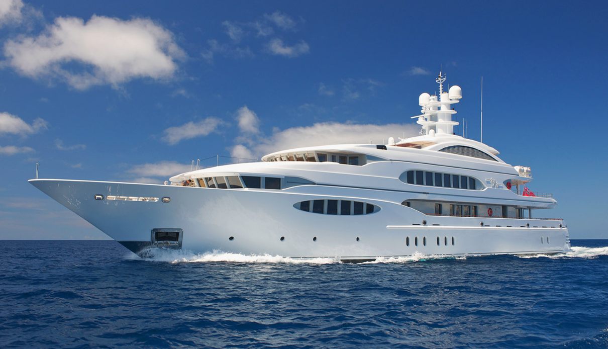 Vive la Vie yacht, Lurssen