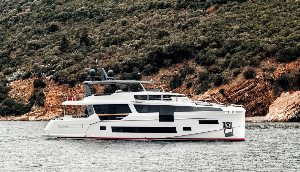 Hend yacht, Sirena Yachts