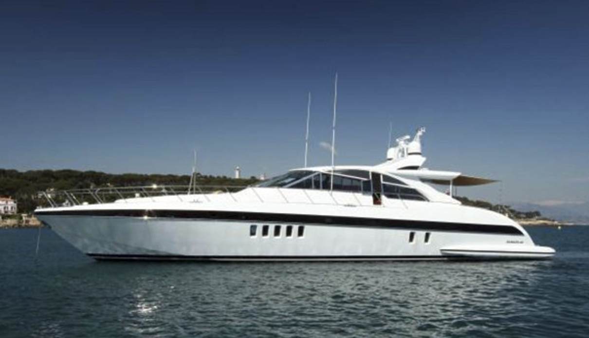 K Grace yacht, Mangusta