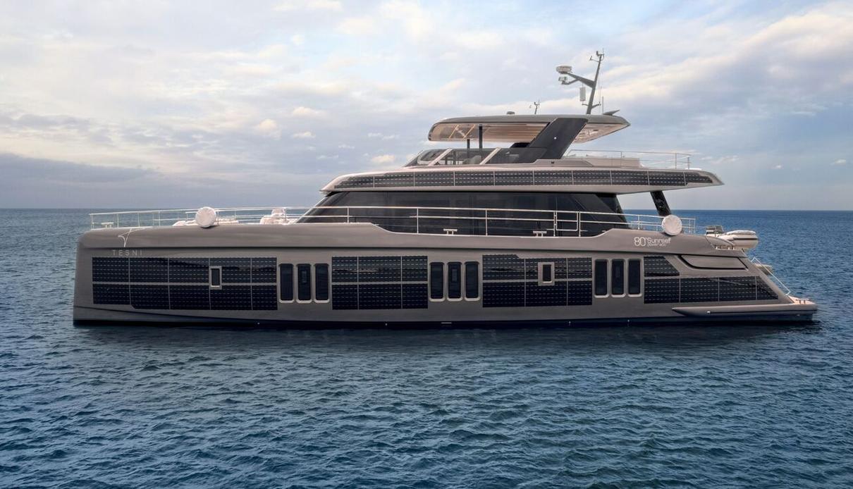 Tesni yacht, Sunreef Yachts