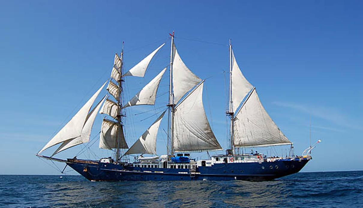 Mary Anne II yacht, Radunia Shipyard