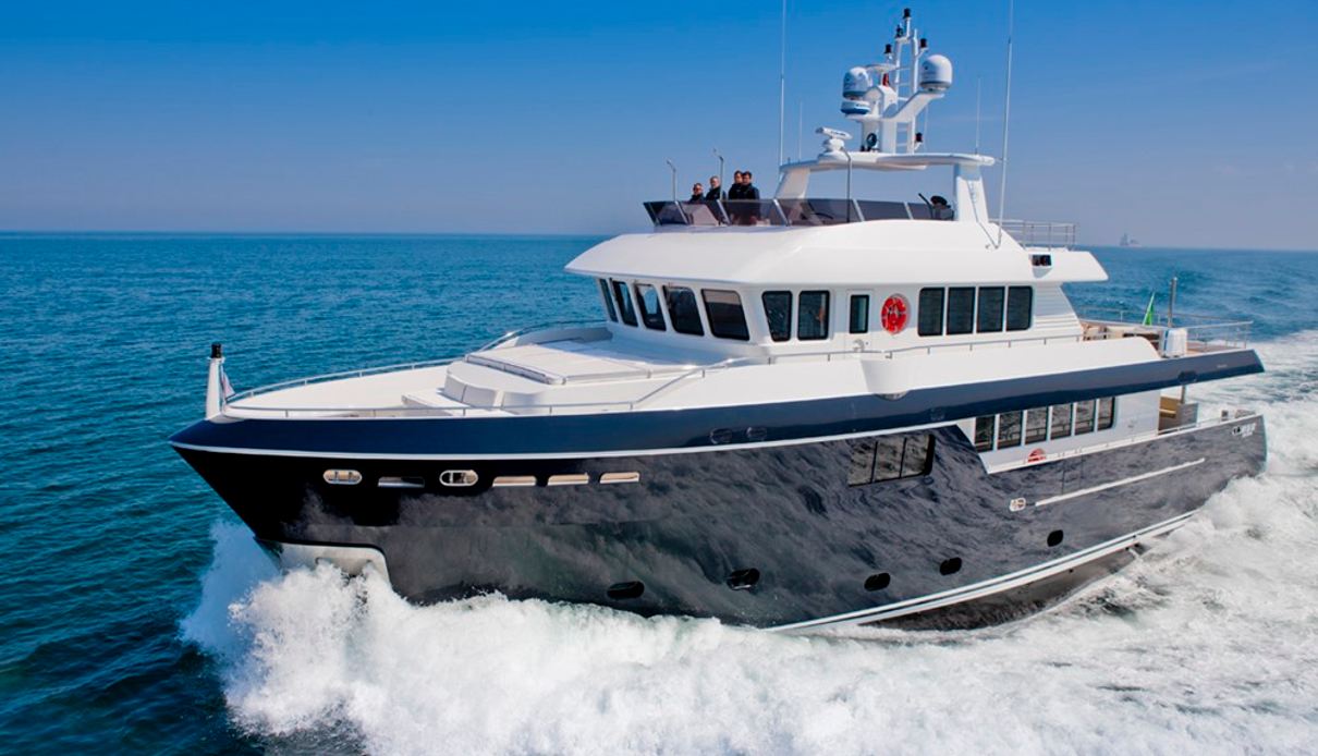 Nyx yacht, Cantiere delle Marche