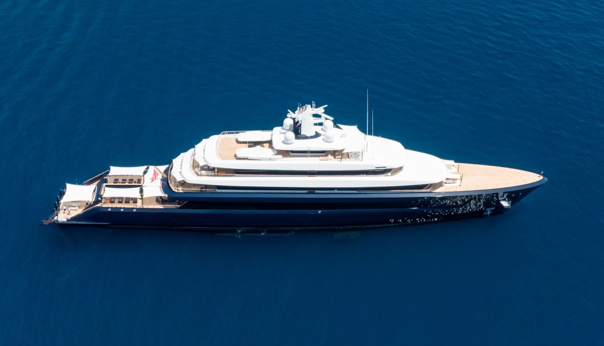Drizzle yacht, Feadship