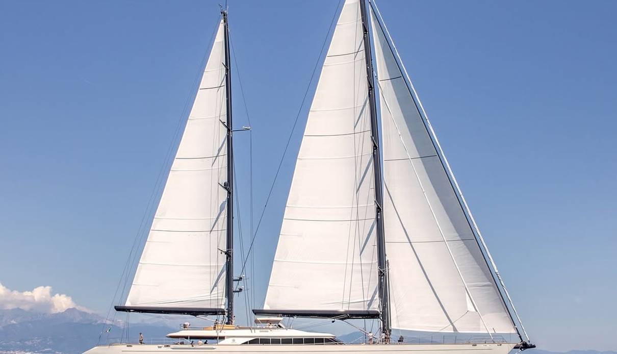 Katana yacht, Perini Navi