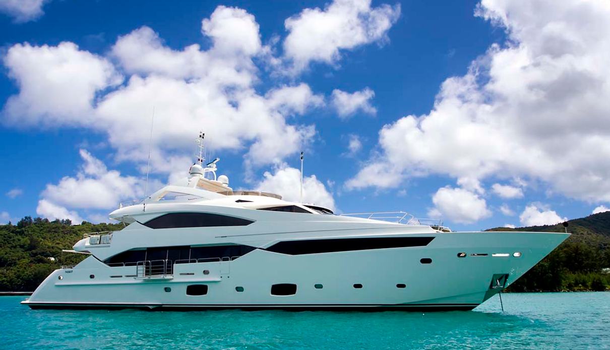 Al Amani yacht, Sunseeker
